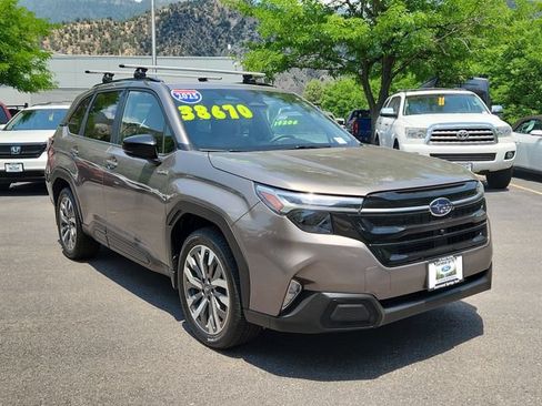 Used 2025 Subaru Forester Touring w/ Protection Package (1PH) AWD/4WD image 1