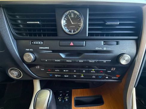 Certified 2022 Lexus RX 350 AWD w/ Premium Package image 20