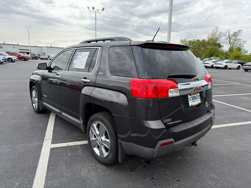 Used 2015 GMC Terrain SLT w/ Chrome Appearance Package FWD image 4