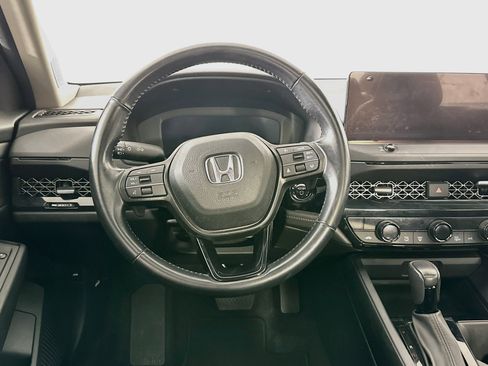 Used 2023 Honda Accord EX-L image 16