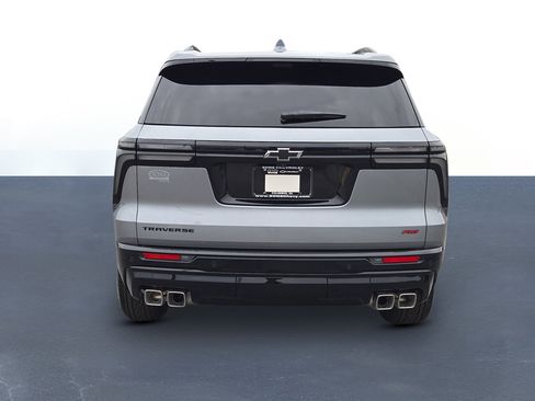 New 2026 Chevrolet Traverse RS w/ LPO, Floor Liner Package image 6