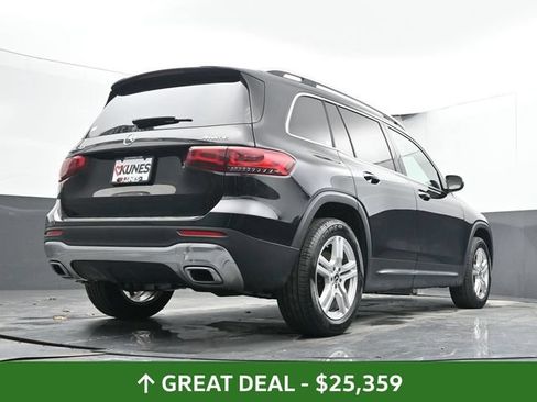 Used 2023 Mercedes-Benz GLB 250 4MATIC image 45