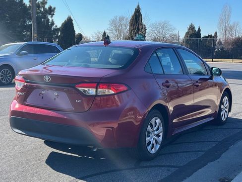 Used 2024 Toyota Corolla LE image 5