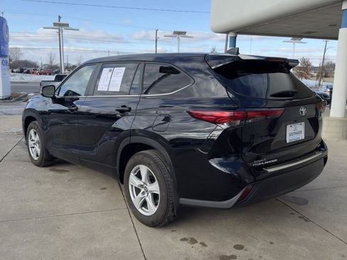 Used 2023 Toyota Highlander L image 5