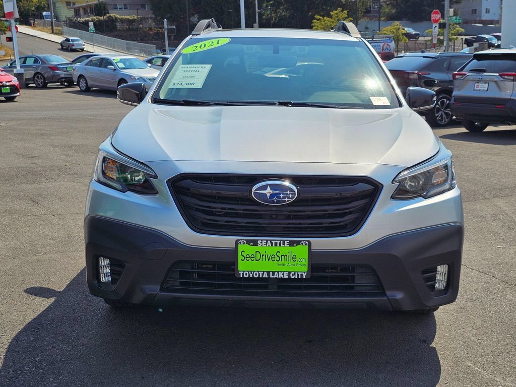 Used 2021 Subaru Outback Onyx Edition XT w/ Popular Package #2 AWD/4WD image 2