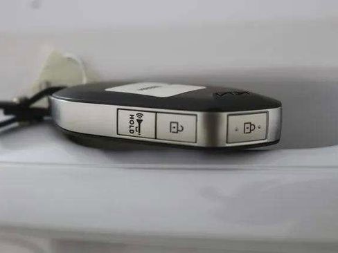 New 2025 Kia Sorento S image 37