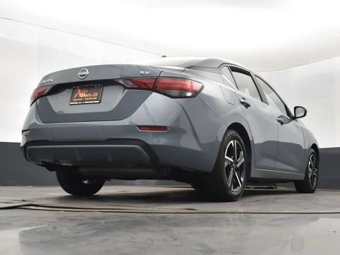 Used 2024 Nissan Sentra SV FWD image 13