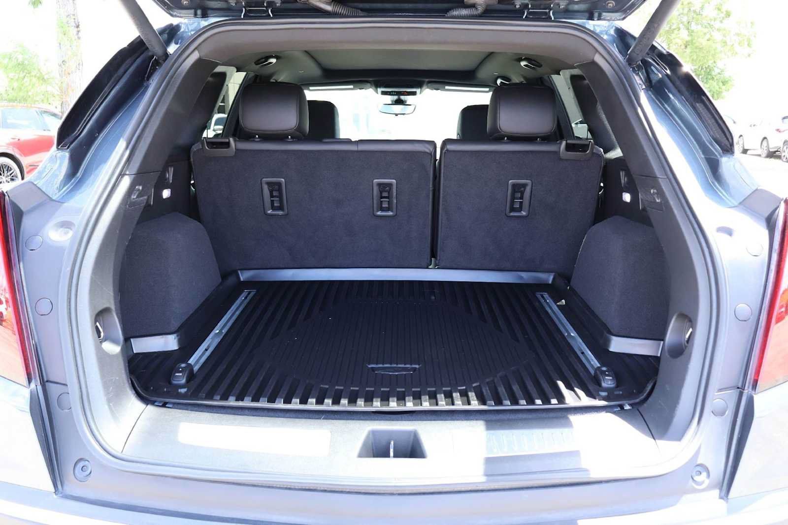 Used 2020 Cadillac XT5 Premium Luxury FWD image 19