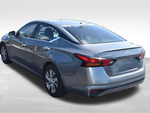 Used 2020 Nissan Altima 2.5 S FWD image 6