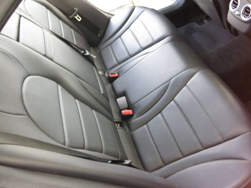 Used 2015 Mercedes-Benz C 300 Sedan image 30