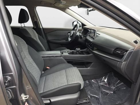 Used 2021 Nissan Rogue SV FWD image 37