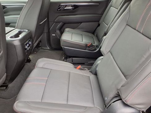 Used 2025 Chevrolet Tahoe RST w/ Comfort Package image 11