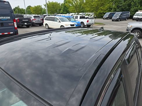 Used 2021 Toyota RAV4 XLE FWD image 13