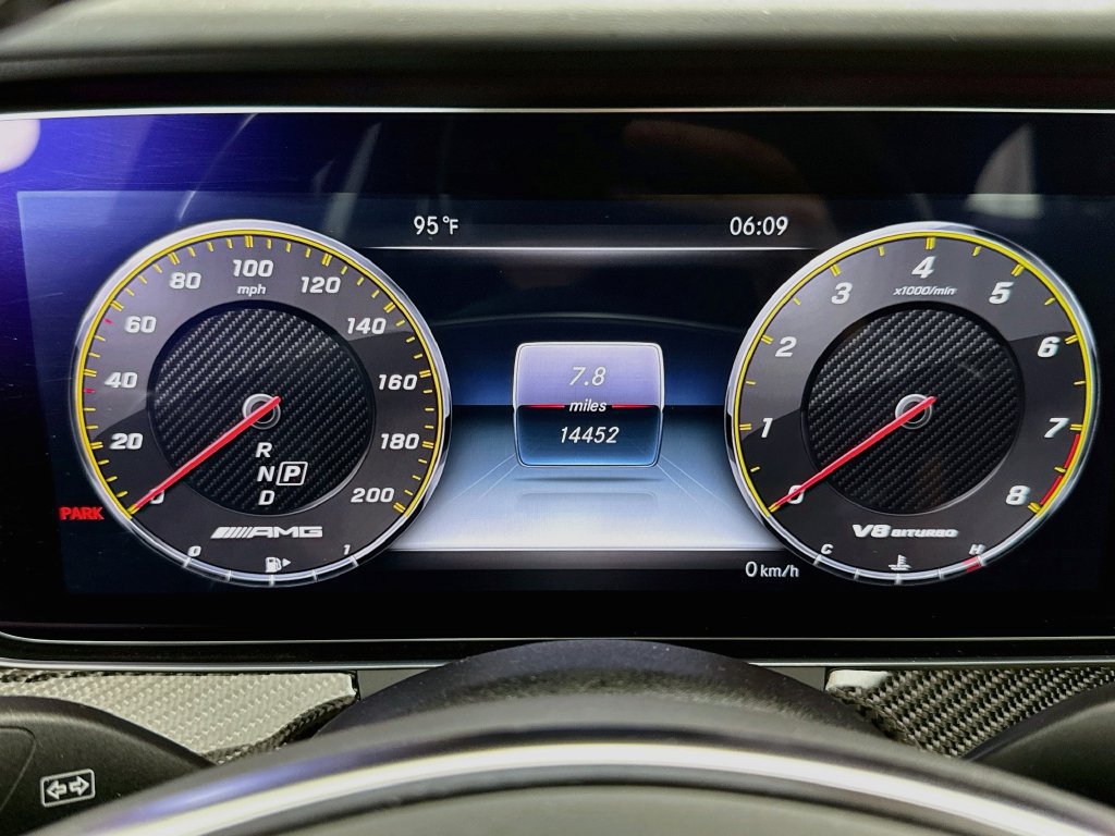 Used 2018 Mercedes-Benz E 63 AMG S image 33
