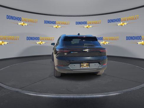 New 2026 Chevrolet Equinox EV LT image 7