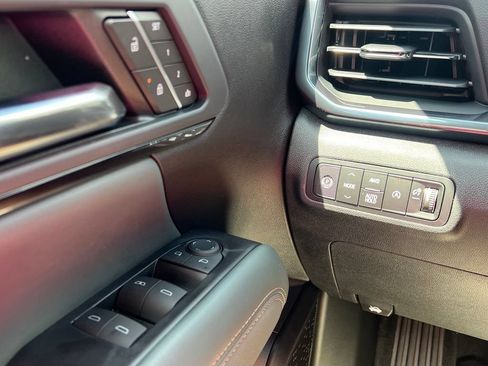 New 2027 GMC Terrain AT4 w/ Convenience Package III AWD/4WD image 18