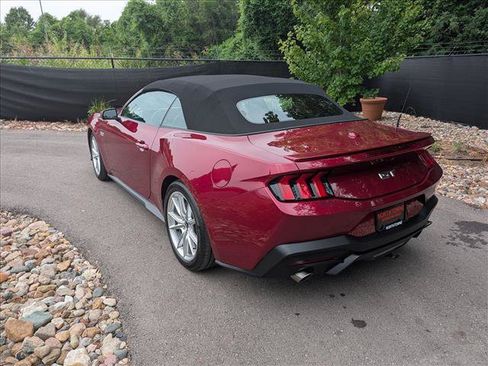 Used 2025 Ford Mustang GT Premium RWD image 3