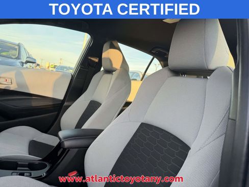 Certified 2025 Toyota Corolla SE image 11