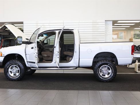 Used 2005 Dodge Ram 2500 Truck SLT w/ Quad Cab Big Horn Value Group AWD/4WD image 10