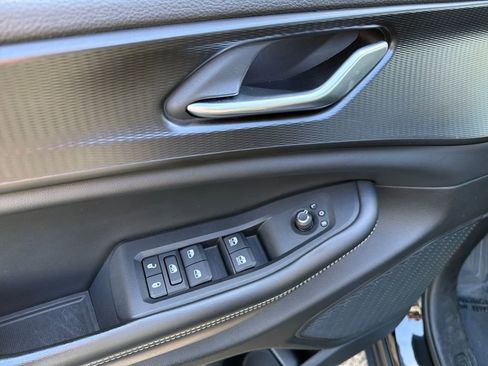 Used 2023 Jeep Grand Cherokee L Laredo image 18