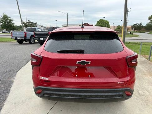 Used 2026 Chevrolet Trax RS w/ Driver Confidence Package FWD image 9