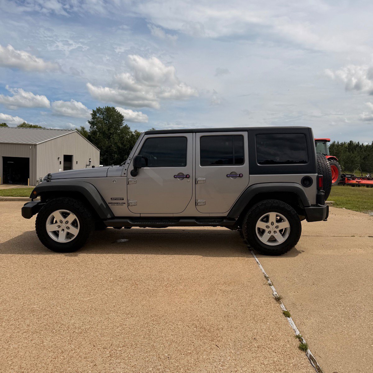 Used 2016 Jeep Wrangler Unlimited Sport w/ Quick Order Package 24S AWD/4WD image 13