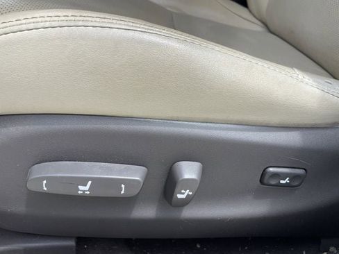 Used 2012 Lexus IS 350 w/ Premium Pkg Value Edition RWD image 25