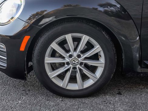 Used 2017 Volkswagen Beetle 1.8T SE image 10