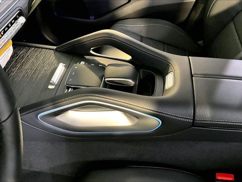New 2026 Mercedes-Benz GLE 450 4MATIC image 10
