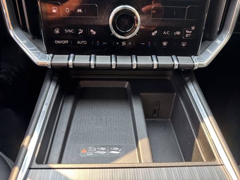 Used 2024 GMC Acadia Elevation AWD/4WD image 43