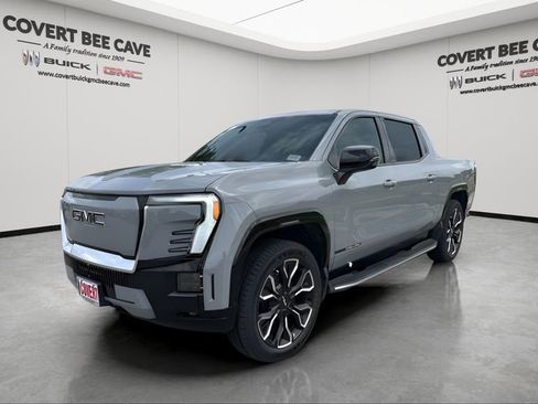 New 2025 GMC Sierra EV Denali image 4