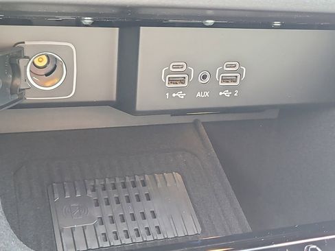New 2026 Jeep Grand Wagoneer L 4WD w/ Premium Group I image 30