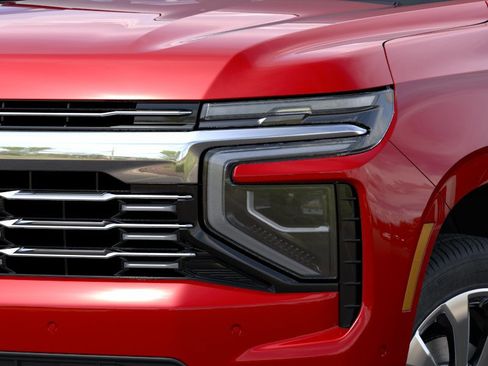 New 2026 Chevrolet Suburban Premier AWD/4WD image 10