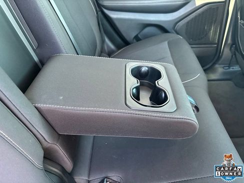 Used 2023 Jeep Grand Cherokee Laredo AWD/4WD image 43