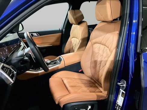 Used 2026 BMW X5 M60i AWD/4WD image 8