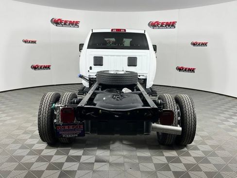 New 2026 RAM 5500 Tradesman AWD/4WD image 7