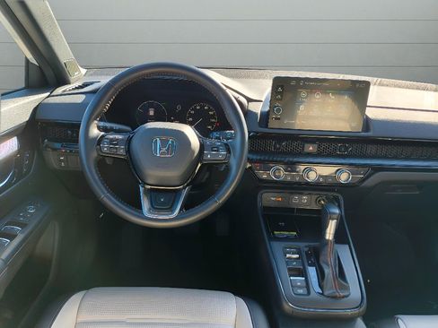Used 2025 Honda CR-V Sport Touring image 28