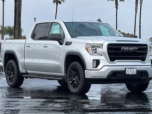 Used 2022 GMC Sierra 1500 Elevation image 2