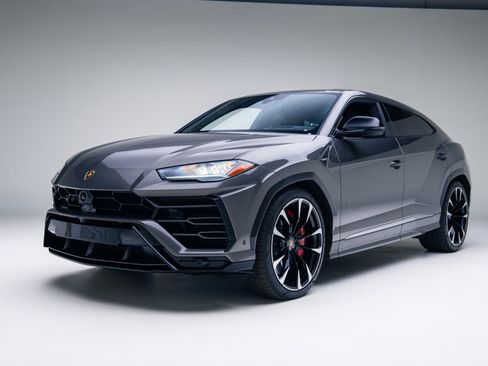 Used 2021 Lamborghini Urus image 7