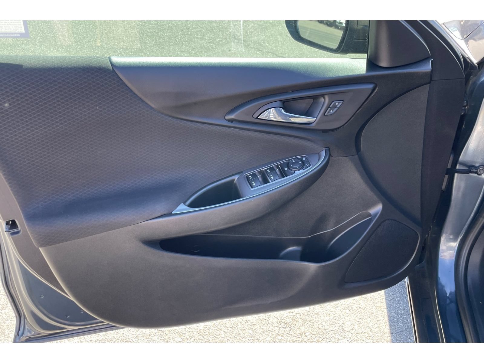 Used 2020 Chevrolet Malibu LS FWD image 10