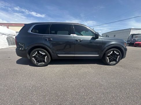 Used 2023 Kia Telluride S w/ S Sunroof Package AWD/4WD image 2