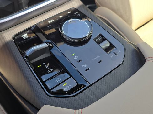 New 2026 BMW X3 xDrive30 w/ Premium Package image 26