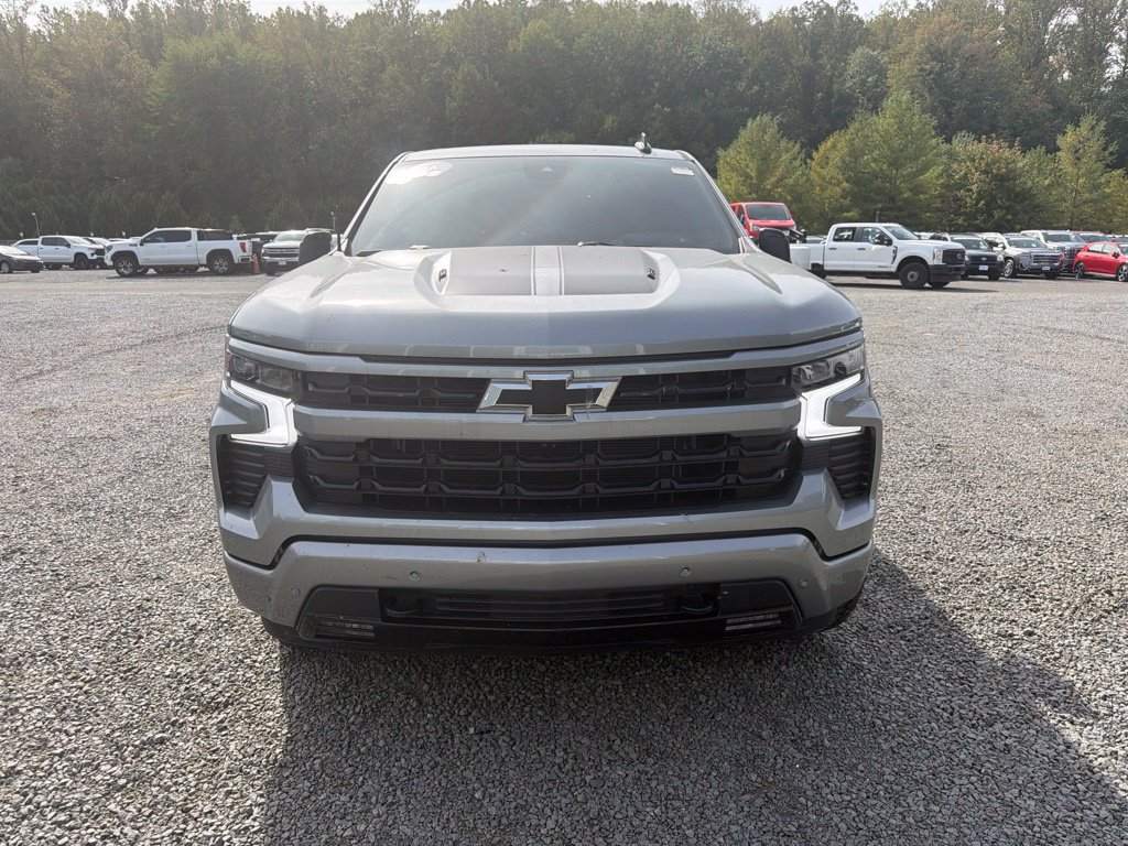 Used 2024 Chevrolet Silverado 1500 RST w/ Rally Edition AWD/4WD image 2