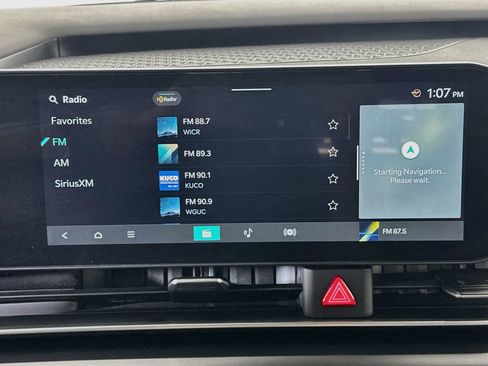 Used 2026 Kia Carnival FWD image 21