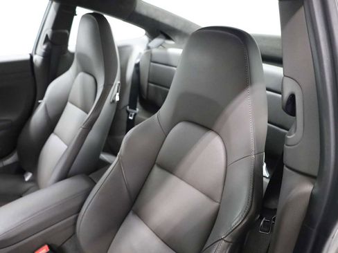 Certified 2018 Porsche 911 Carrera 4S image 19