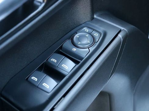 Used 2022 Chevrolet Silverado 1500 Custom Trail Boss w/ LPO, Dark Essentials Package AWD/4WD image 16