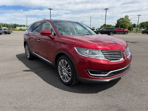 Used 2016 Lincoln MKX Reserve w/ Driver Assistance Package AWD/4WD image 3