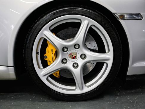 Used 2005 Porsche 911 Carrera S RWD image 48