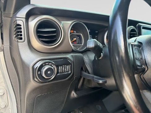 Used 2021 Jeep Wrangler Unlimited Sport AWD/4WD image 27