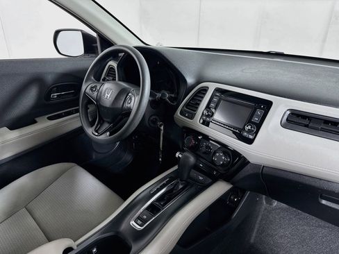 Used 2022 Honda HR-V LX image 26